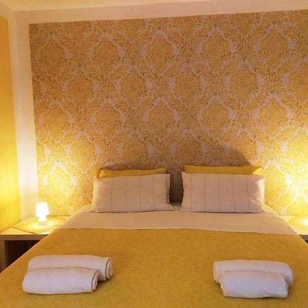 Hotel Two Steps From Rialto Bridge Venecia Exterior foto